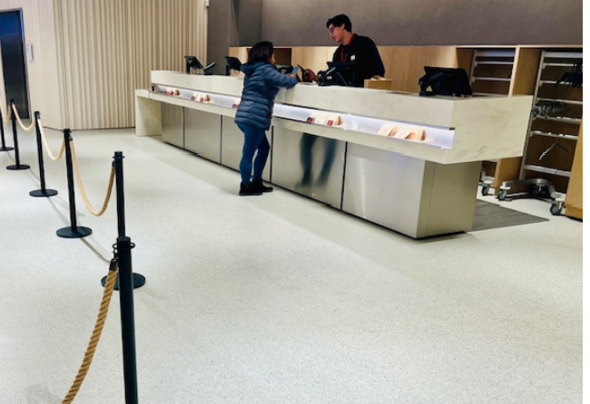 Retail Store Cashier Area With Stonres RTZ 2