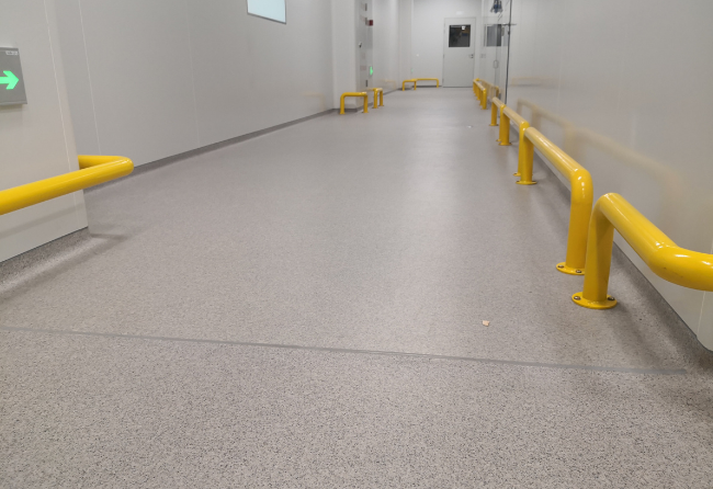Corridor In Pharmaceutical Processing Facility With Stonblend GSI Flooring (1)