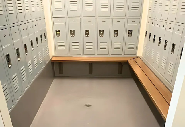 Restaurant Locker Room Stonshield HRI